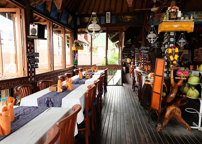 Kerti And Restaurant ホテル