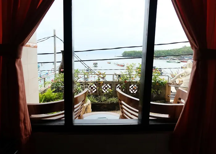 ホテル Kerti And Restaurant